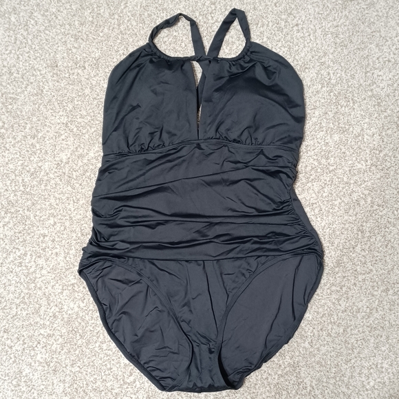 La Blanca Mio High Neckline Swimsuit - Picture 4 of 9